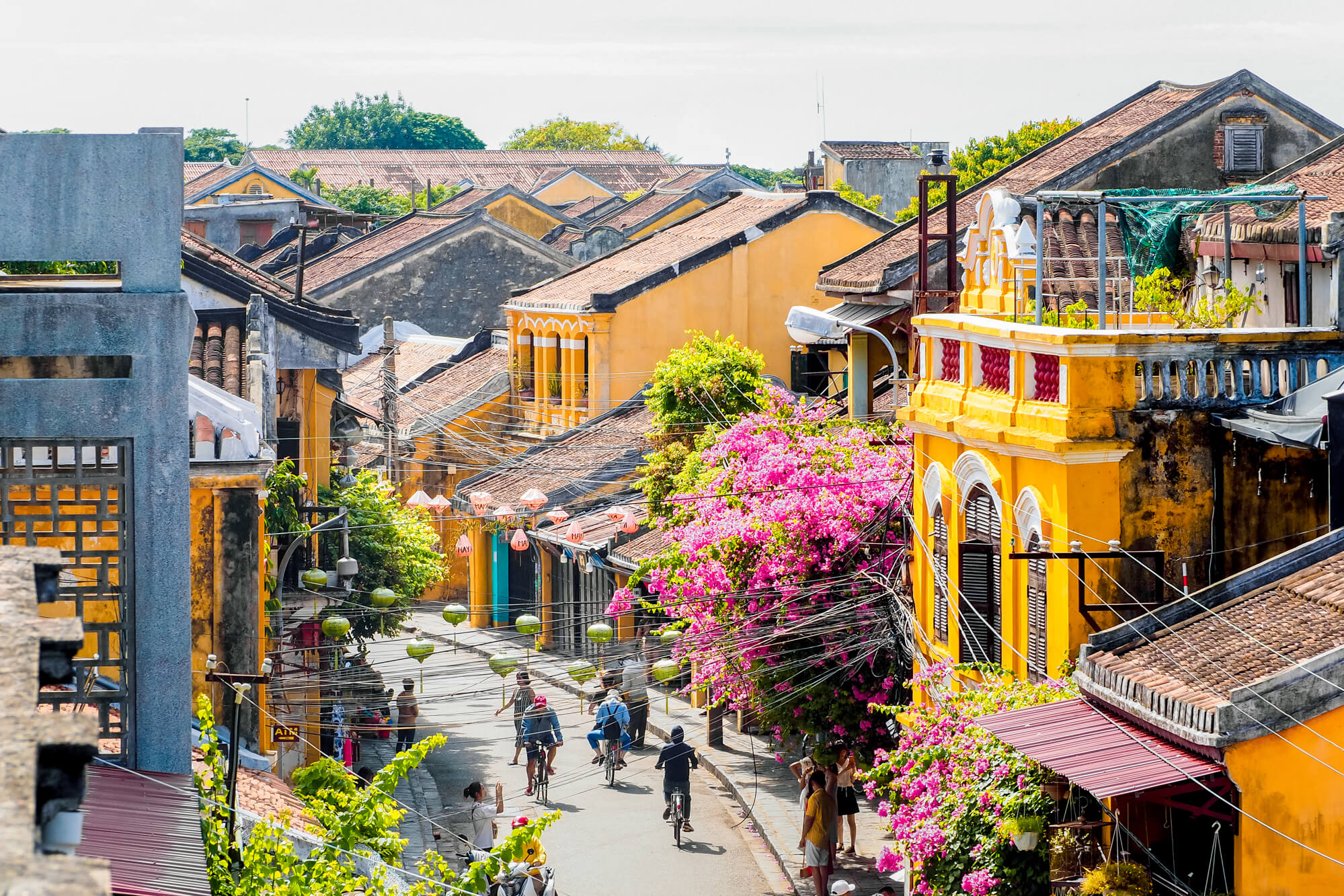 HOI AN TOWN-ONE OF THE MOST POPULAR TOURIST CITY IN THE ASIA